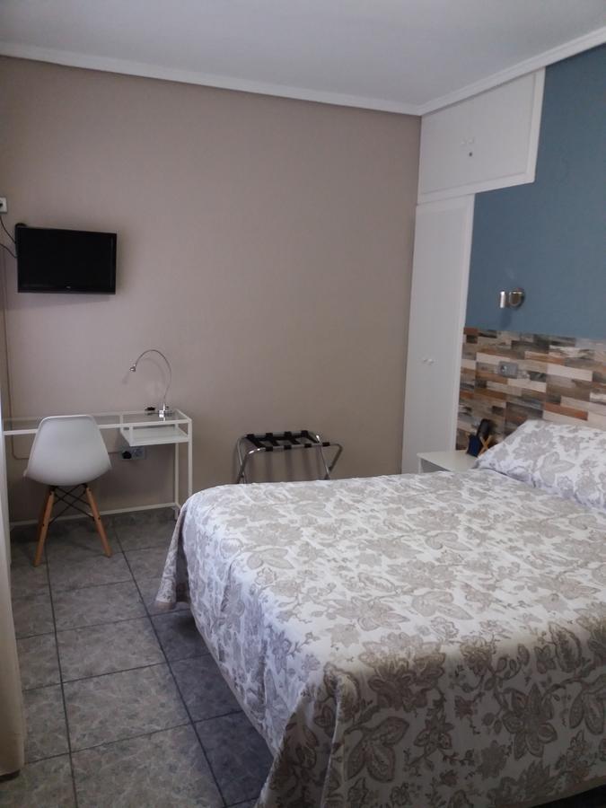 Hostal La Pilarica Paterna Εξωτερικό φωτογραφία