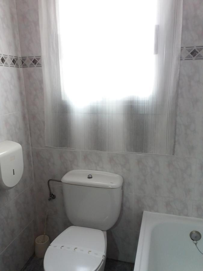 Hostal La Pilarica Paterna Εξωτερικό φωτογραφία