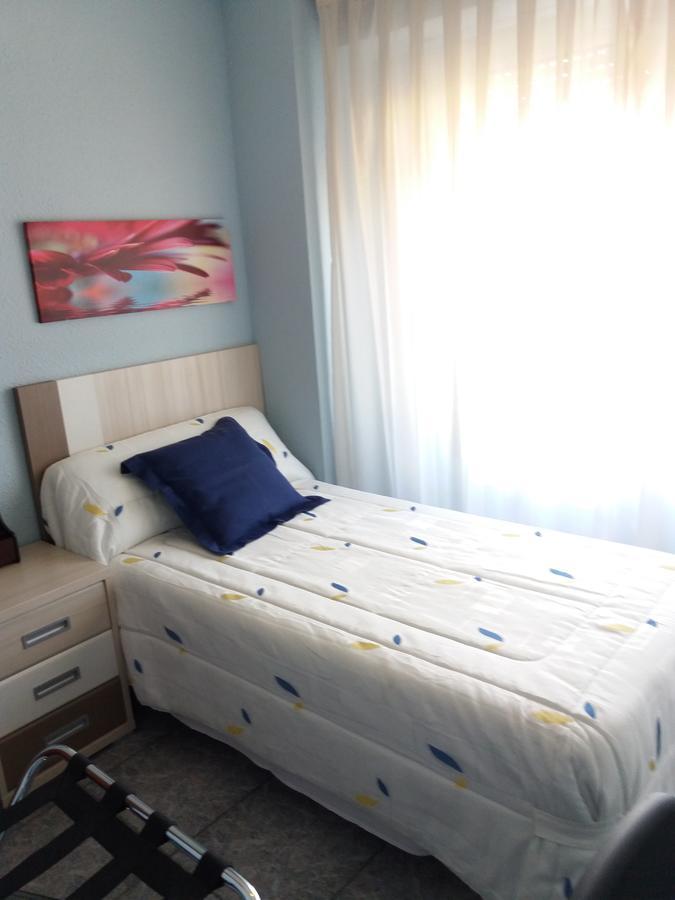 Hostal La Pilarica Paterna Εξωτερικό φωτογραφία